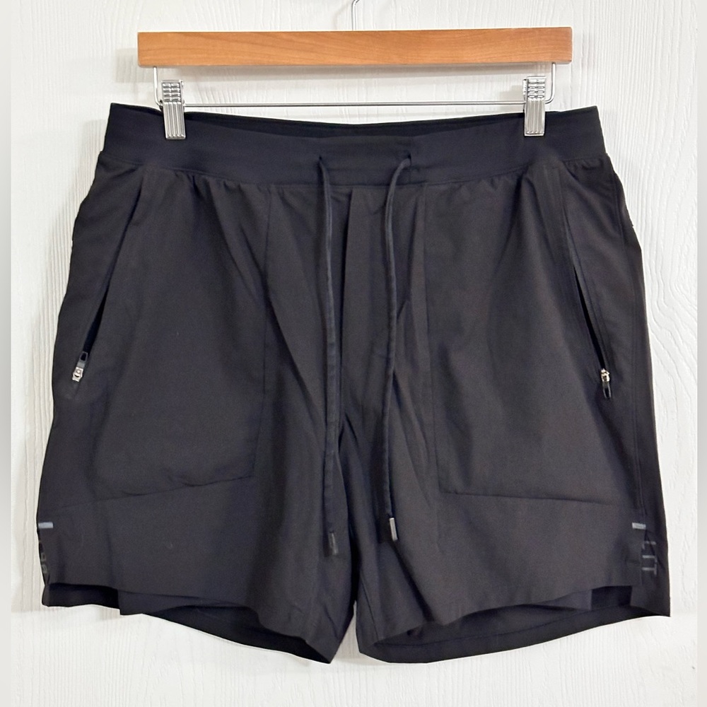 Lululemon Licence to Train Lined Short 7" - Picture 7 of 13